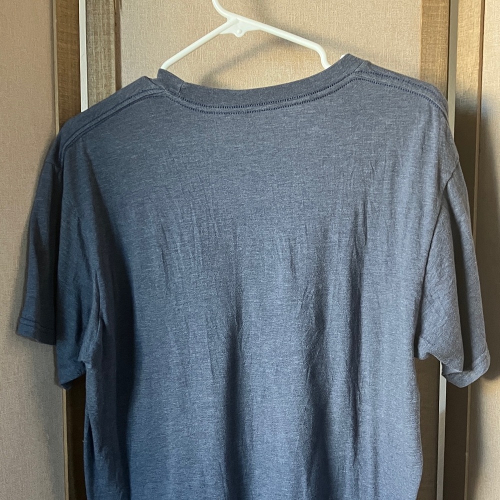 FINAL MARKDOWN Star Wars Graphic Tee medium - Picture 6 of 7